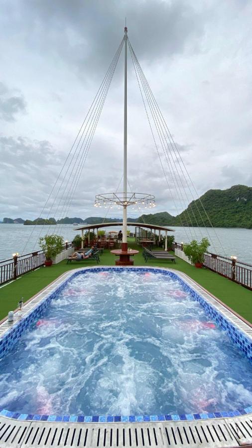 Calypso Cruises Otel Cat Hai Dış mekan fotoğraf